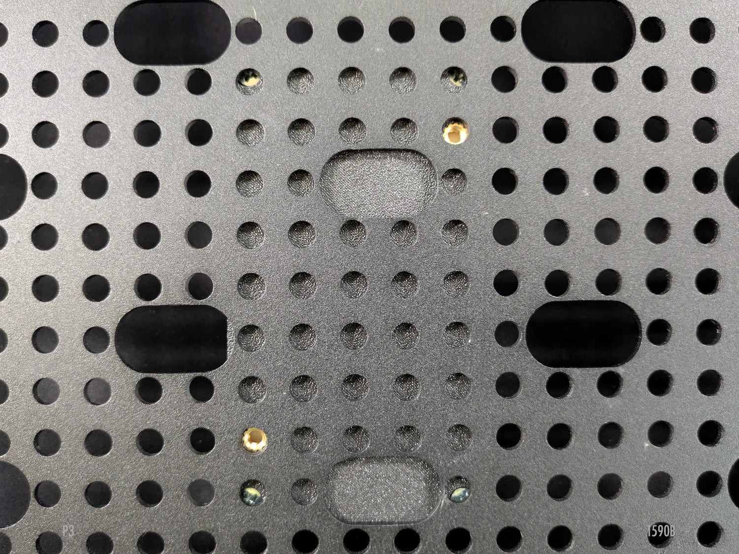 1590B Compact Pedal Plate